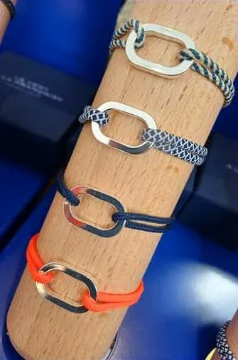 Les bracelets Le Vent à la Française